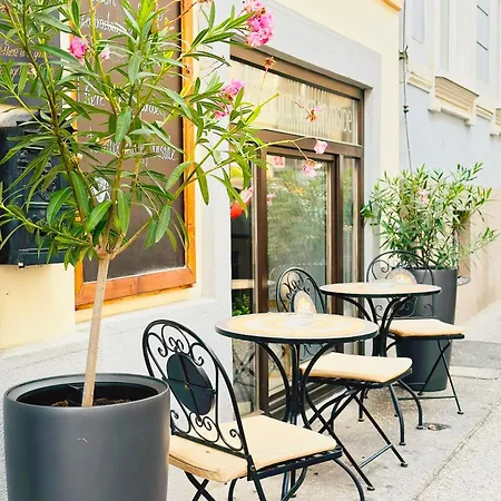 Petit Dependance Hotel Bratislava