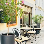 Petit Dependance Hotel Bratislava