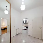 Petit Dependance Otel Bratislava