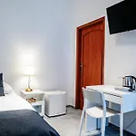 Petit Dependance Otel