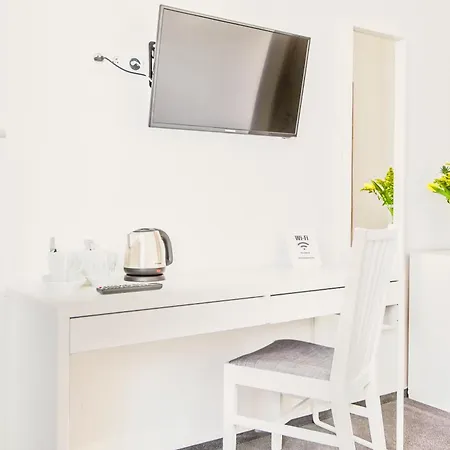 Petit Dependance 3* Bratislava