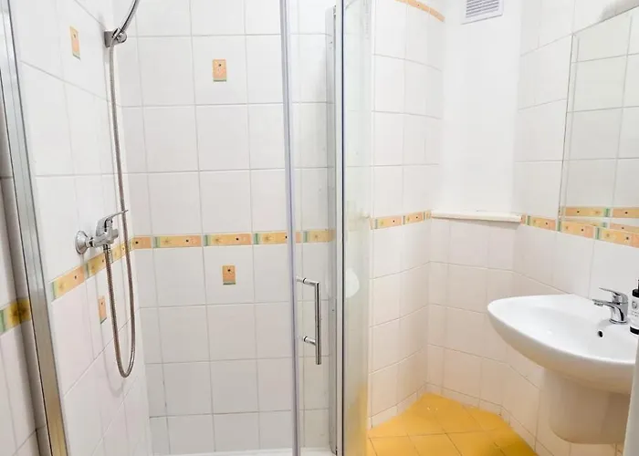 Hotel Petit Dependance 3*