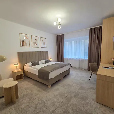 Petit Dependance Szálloda 3*